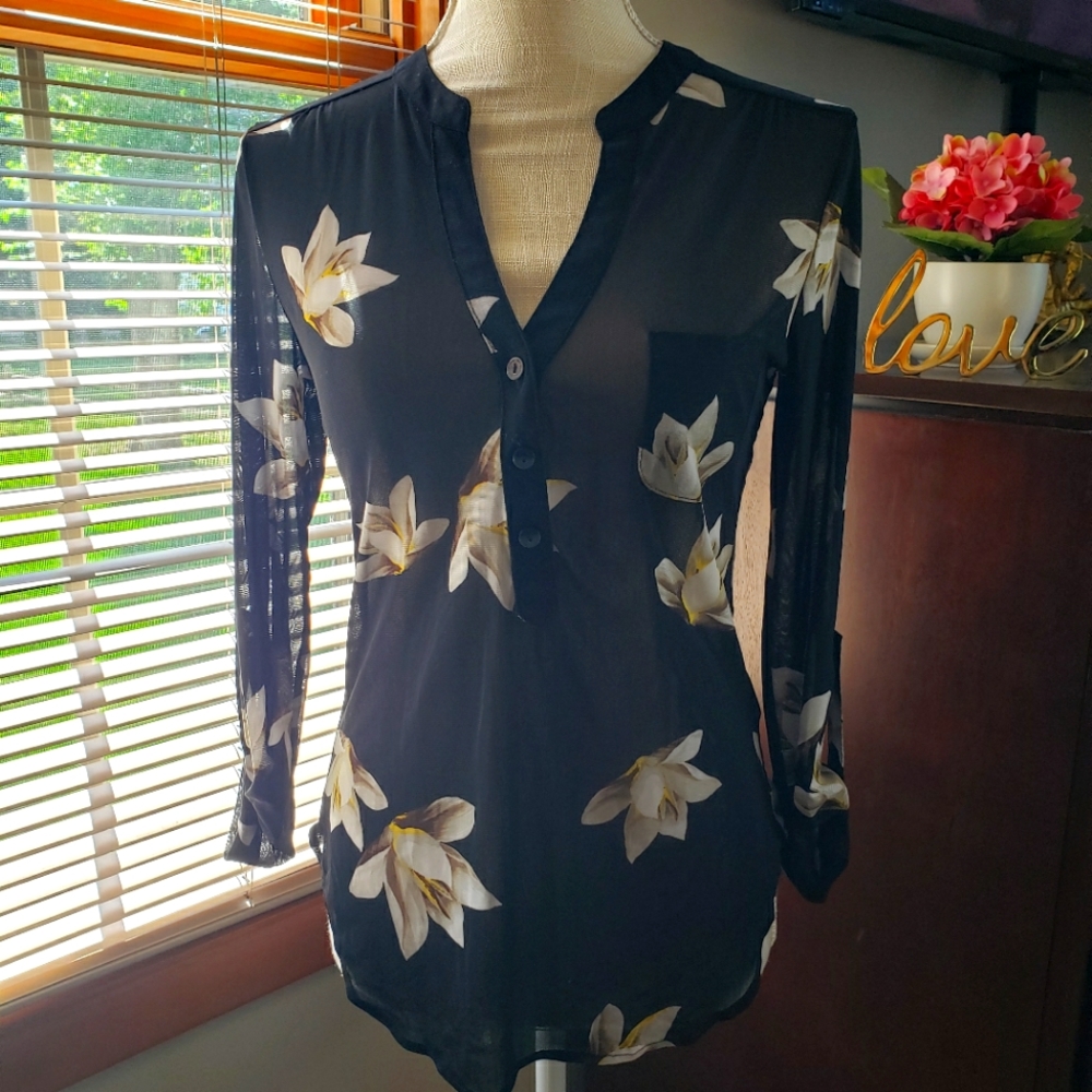 Long sleeve top